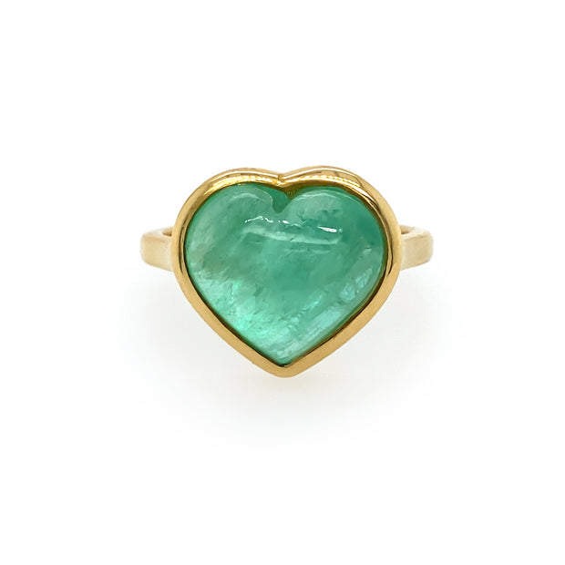 18K Yellow Gold Emerald Cabochon Heart Ring