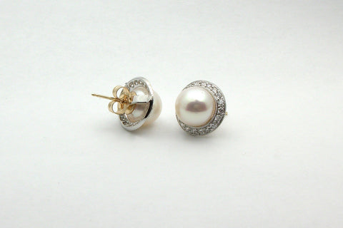 18K White Gold Diamond and Pearl Studs