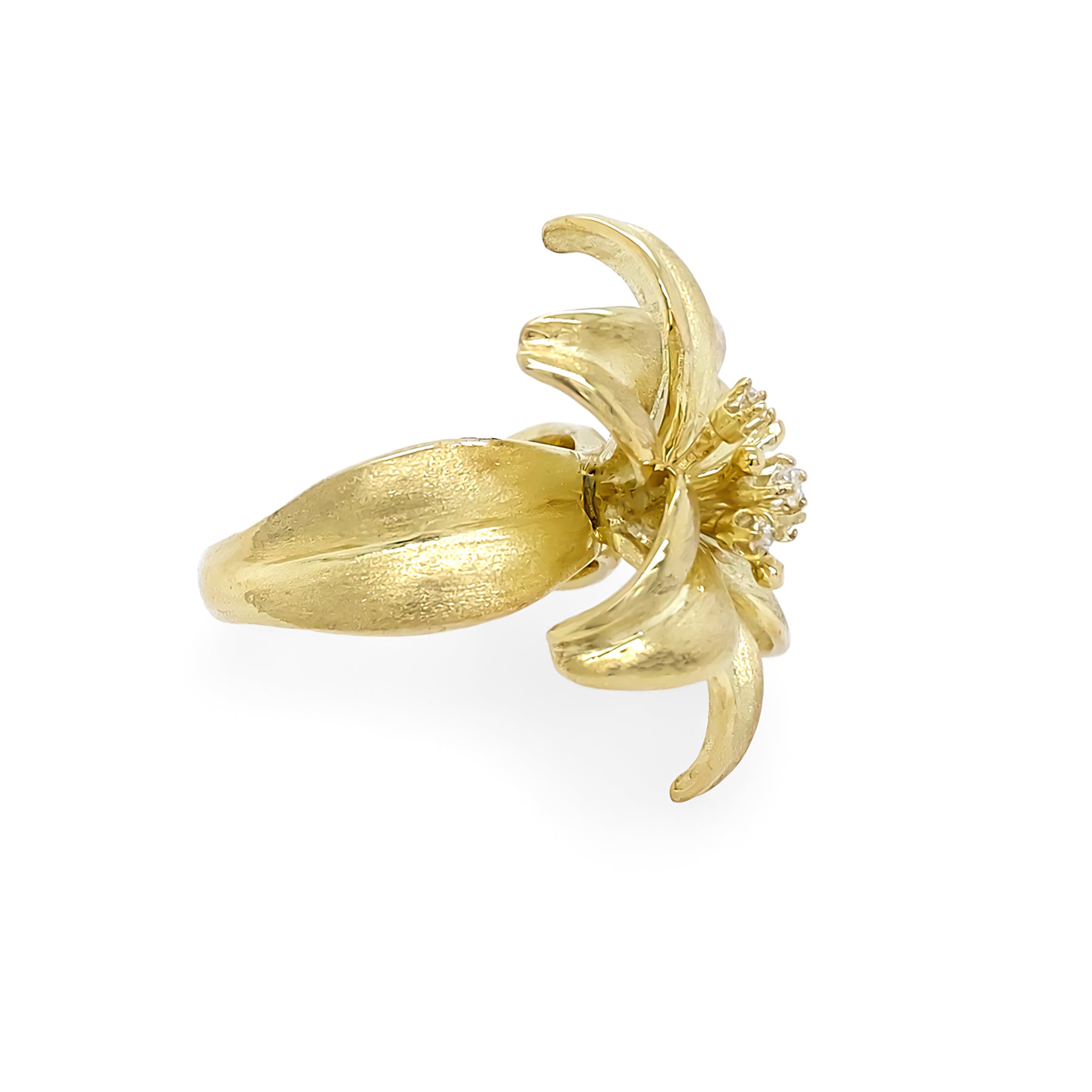 Side view of 14K gold Flower ring with diamonds