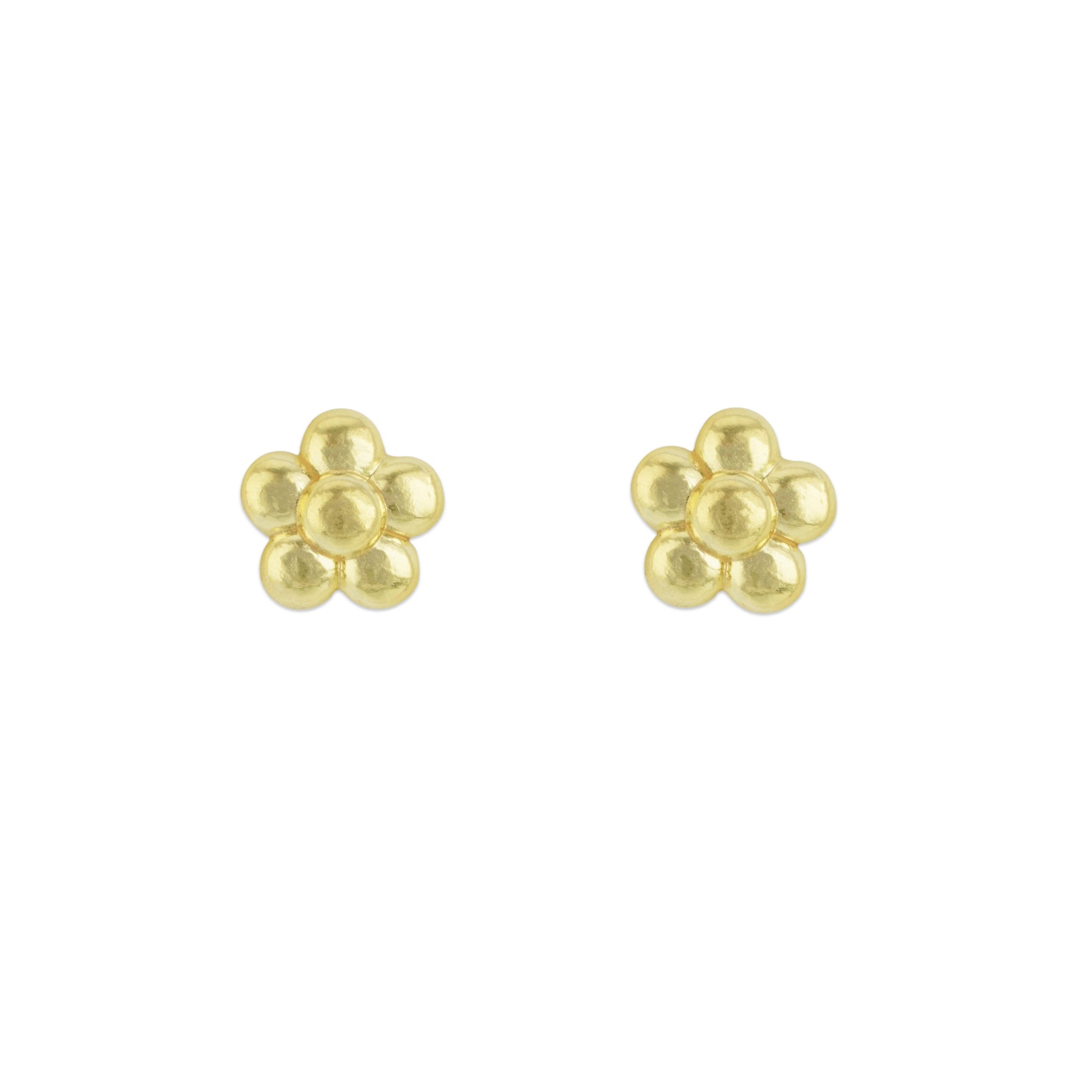 A pair of 18K yellow gold flower stud earrings.