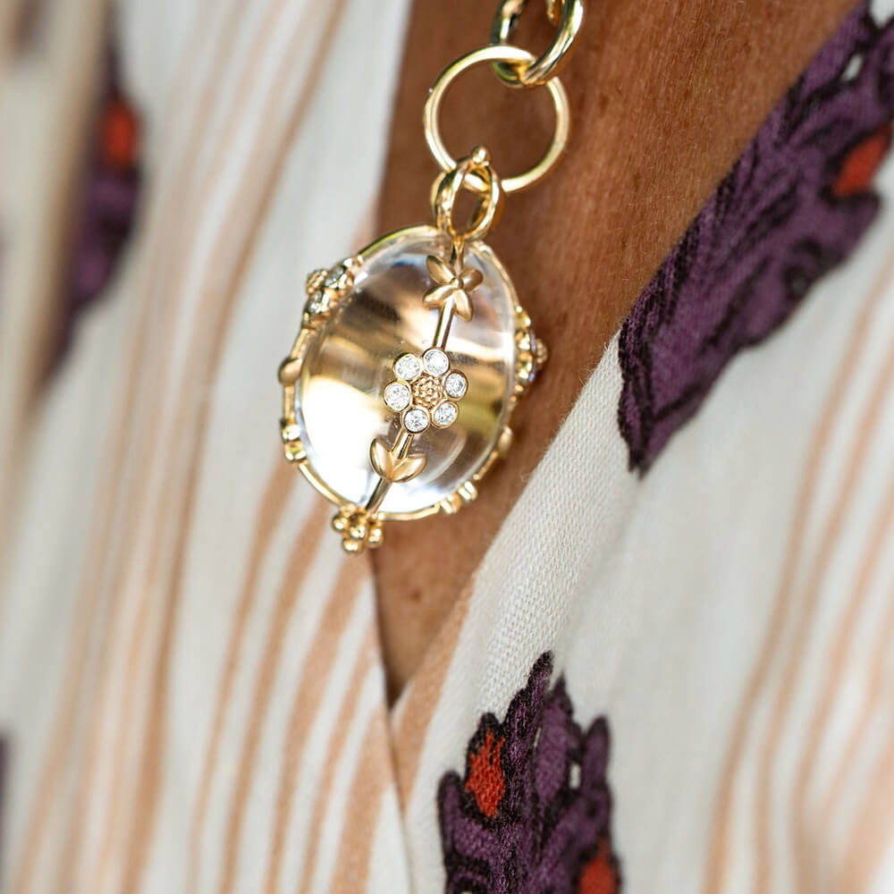 18K Yellow Gold Medium Diamond Fiori Rock Crystal Amulet close up