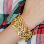 18k Gold and diamond bracelet with intricate design