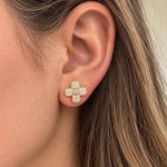 18k yellow gold diamond flower stud earrings