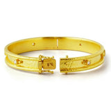 19k Gold bracelet with a clasp on a white background 