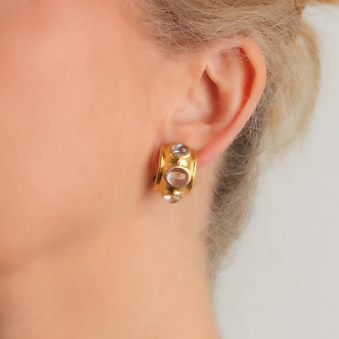 Woman wearing Elizabeth Locke Moonstone Earrings