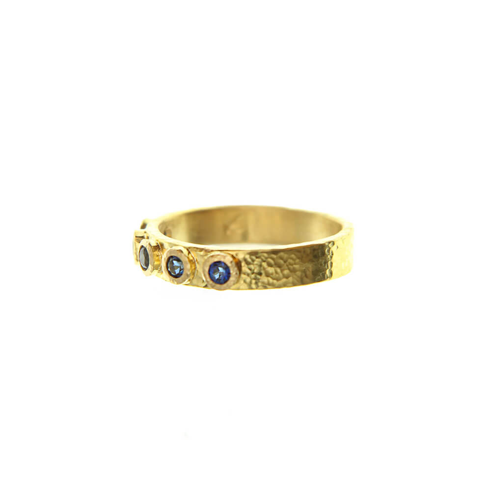 Elizabeth Locke 19K yellow gold blue sapphire flat ribbon stack ring 