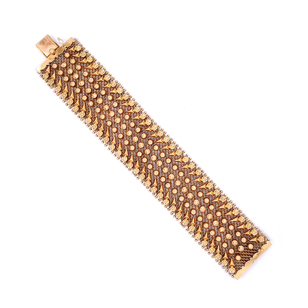 Estate 18K Gold Mesh Bracelet laid out