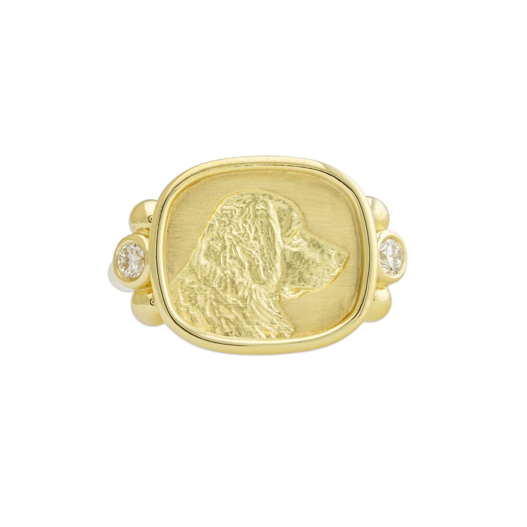 Finn 18K gold ring with dog engraving