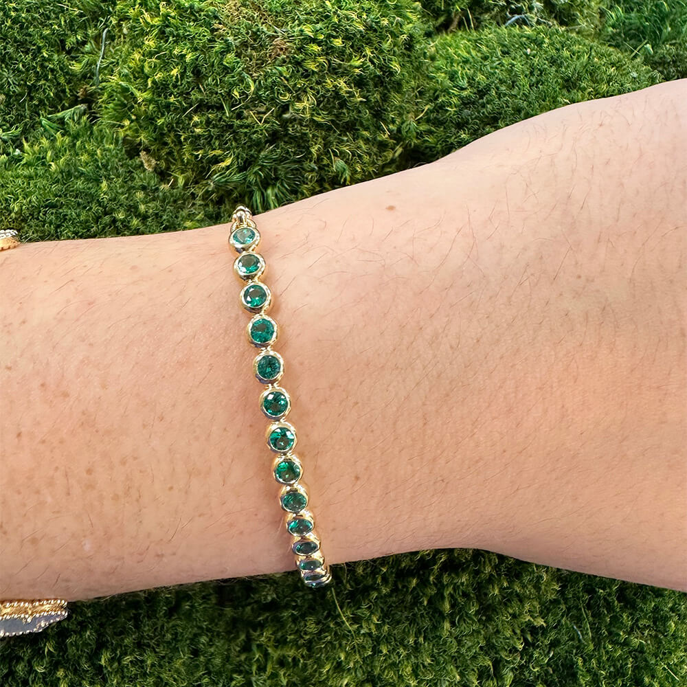 Gumuchian 18K Yellow Gold Emerald Bracelet