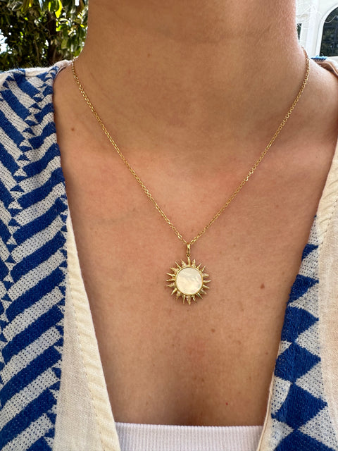 18k Yellow Gold Mother of Pearl and Diamond Sun Pendant