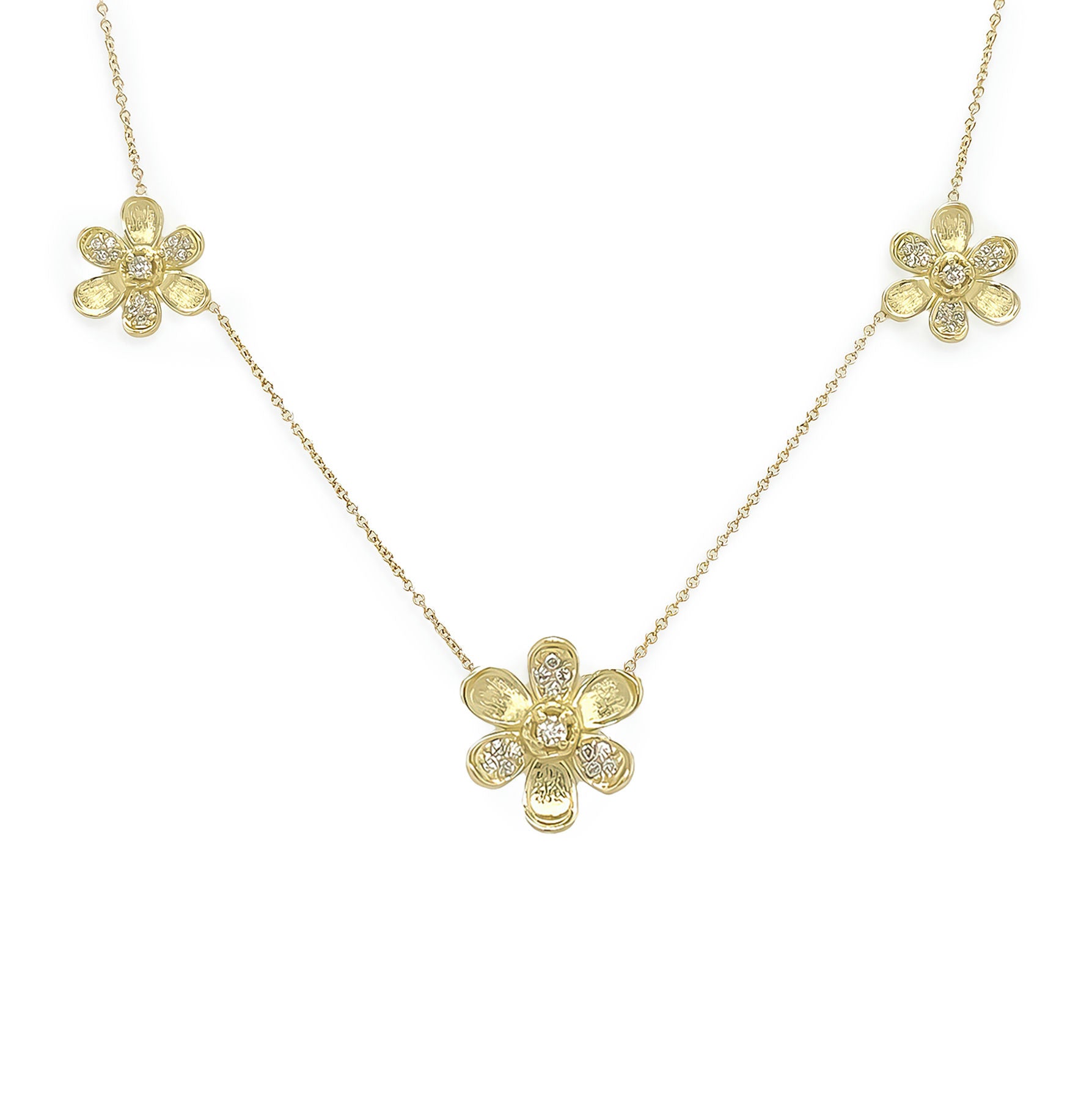 18K Gold flower-shaped necklace with diamond accents on a white background
