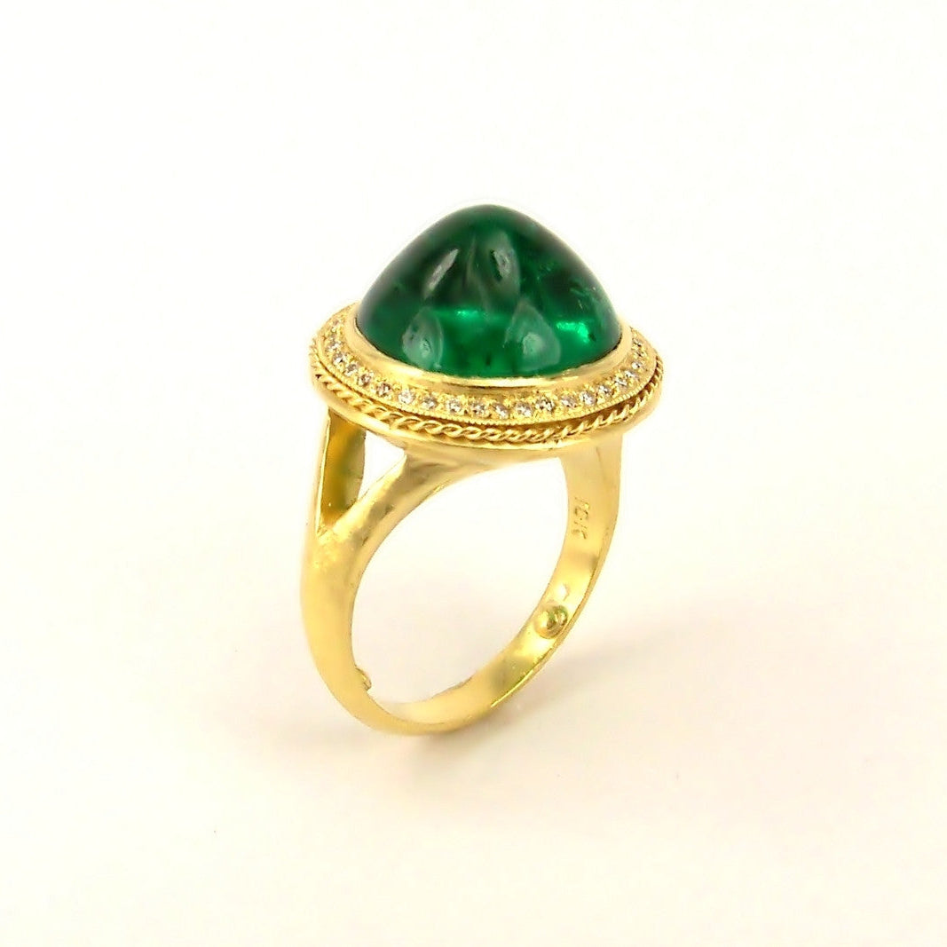 18K Yellow Gold Cabochon Emerald Ring with Diamonds
