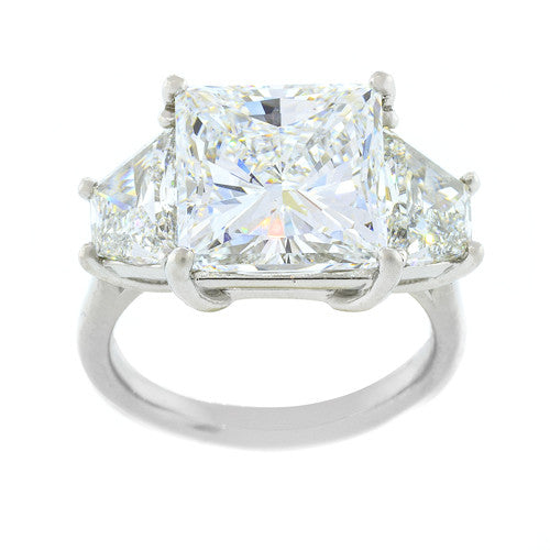 Princess Cut Diamond Engagement Ring with Trapezoids