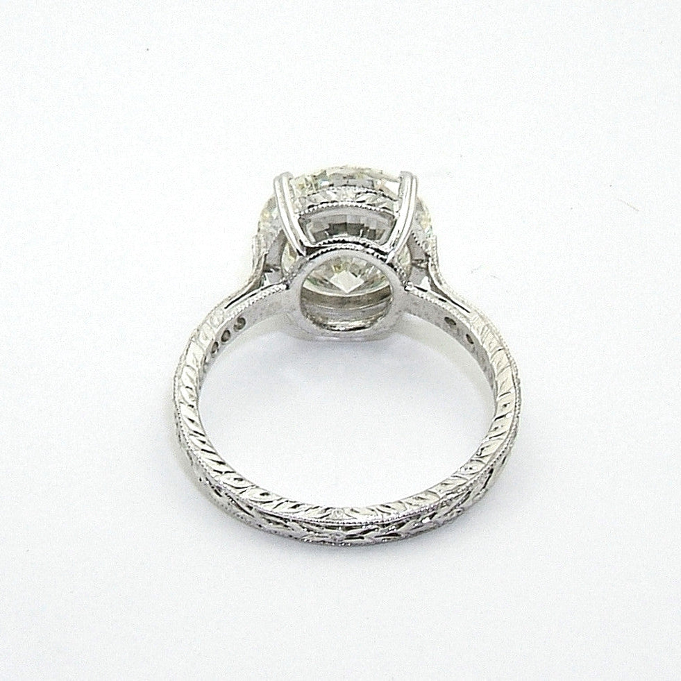 Platinum Round Diamond Engagement Ring