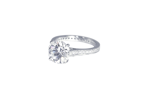 Platinum Round Brilliant Diamond Ring with Beadset Diamond Band